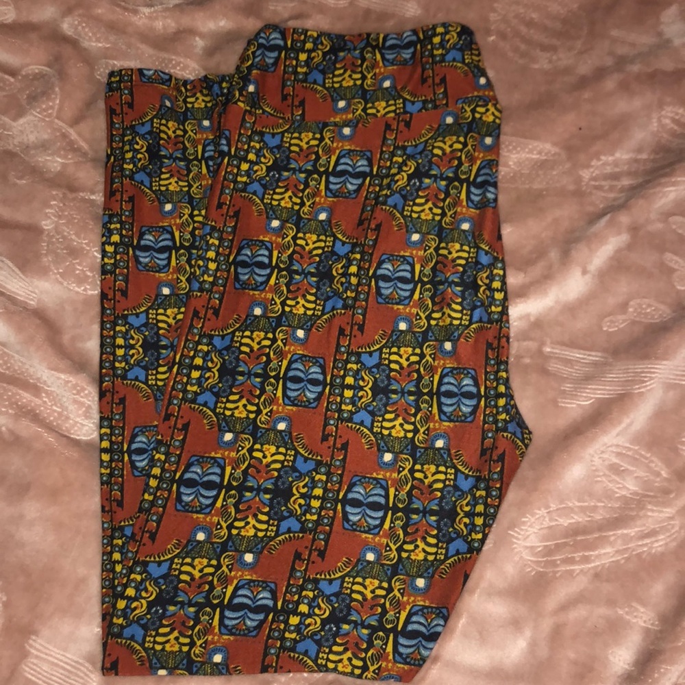 TC horse print leggings
